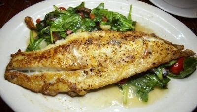 How many sugar are in trout 6-8 oz broiled - calories, carbs, nutrition