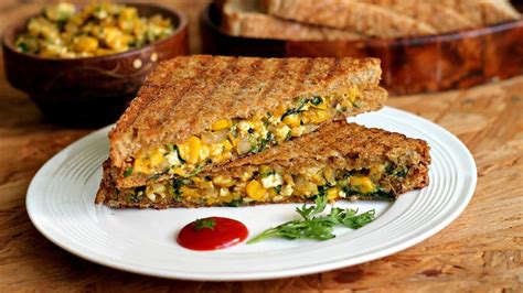 How many sugar are in tuna and sweetcorn sandwich on granary bread - calories, carbs, nutrition