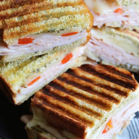 How many sugar are in turkey and roasted red pepper panini - calories, carbs, nutrition