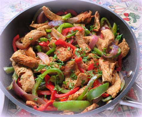 How many sugar are in turkey fajita meat - calories, carbs, nutrition