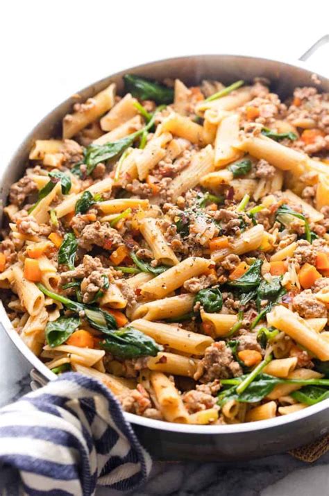 How many sugar are in turkey fresca with fettuccine - calories, carbs, nutrition