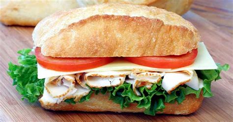 How many sugar are in turkey sub sandwich - calories, carbs, nutrition