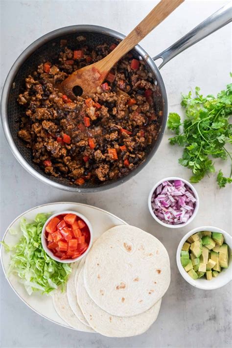 How many sugar are in turkey taco cheddar tortilla rice (58220.13) - calories, carbs, nutrition