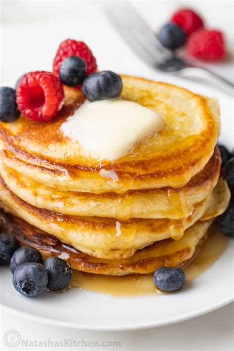 How many sugar are in twelve pancakes buttermilk 4 ea - calories, carbs, nutrition