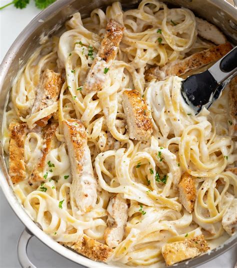 How many sugar are in twelve pasta bowl alfredo balsamic chicken - calories, carbs, nutrition