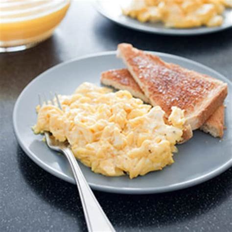 How many sugar are in two scrambled eggs - calories, carbs, nutrition