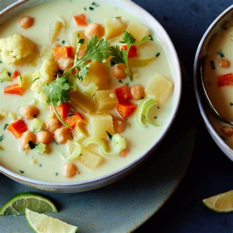 How many sugar are in tyrolean vegetable chowder, vegan - calories, carbs, nutrition