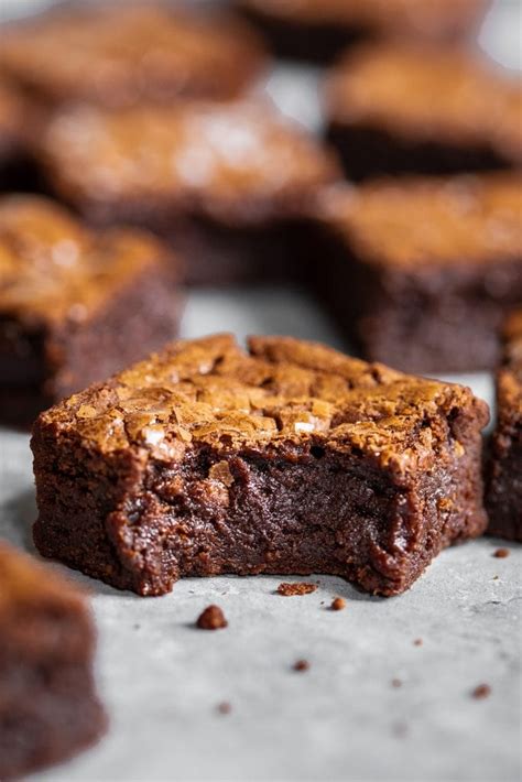 How many sugar are in ultimate fudge brownie - calories, carbs, nutrition