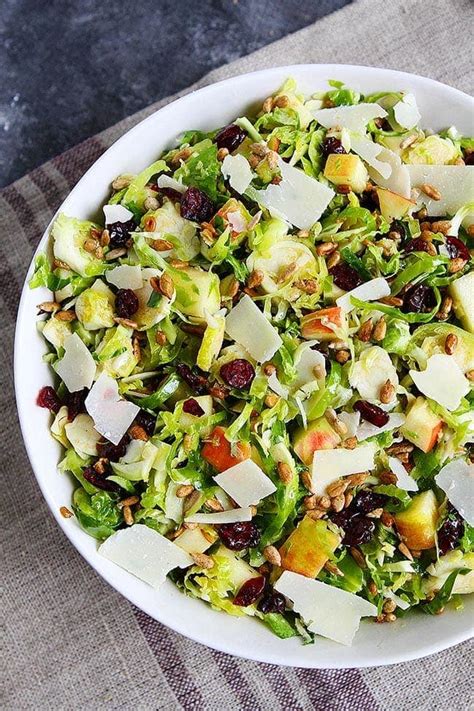 How many sugar are in un-fried chicken with shaved brussels sprouts salad - calories, carbs, nutrition