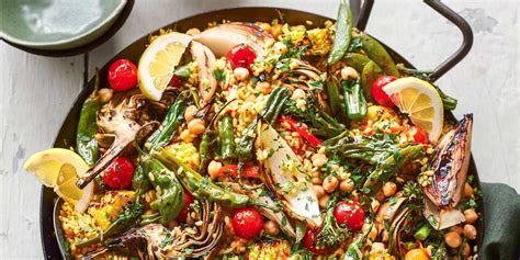 How many sugar are in valencian salmon and vegetable paella - calories, carbs, nutrition