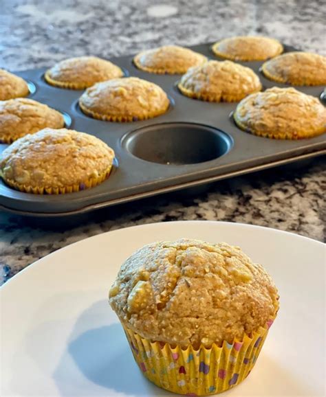 How many sugar are in vegan corn muffins - calories, carbs, nutrition