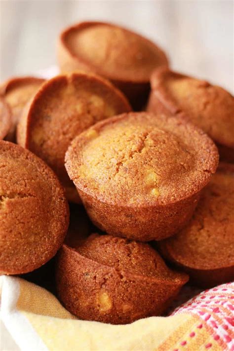 How many sugar are in vegetable corn muffins - calories, carbs, nutrition