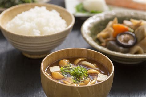 How many sugar are in vegetable miso soup (76254.1) - calories, carbs, nutrition
