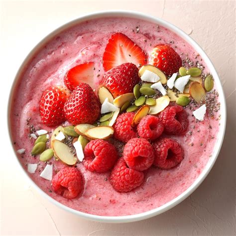 How many sugar are in very berry smoothie bowl - calories, carbs, nutrition