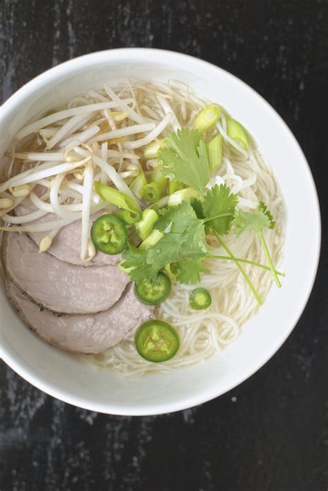 How many sugar are in vietnamese pork for pho bowl - calories, carbs, nutrition