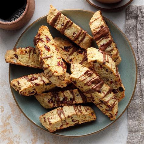 How many sugar are in walnut cranberry biscotti (21600.0) - calories, carbs, nutrition