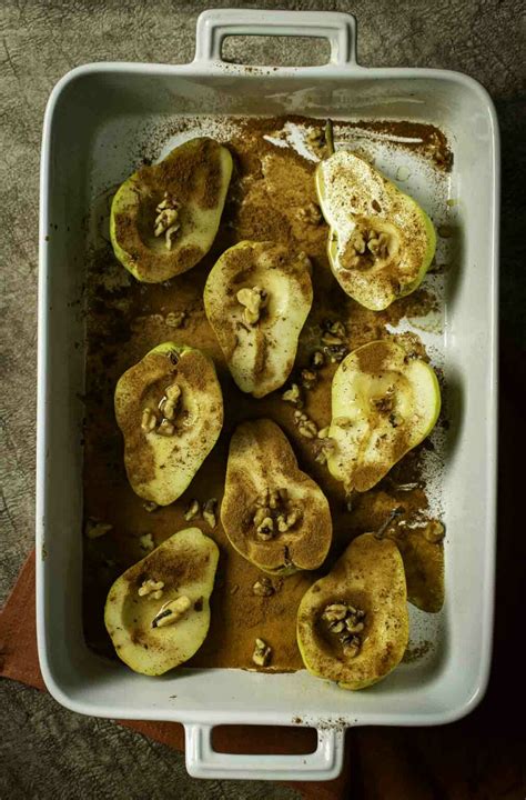 How many sugar are in walnut-pear pave - calories, carbs, nutrition