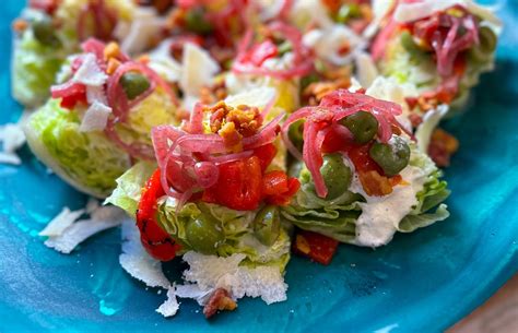 How many sugar are in wedge salad with truffle vinaigrette - calories, carbs, nutrition