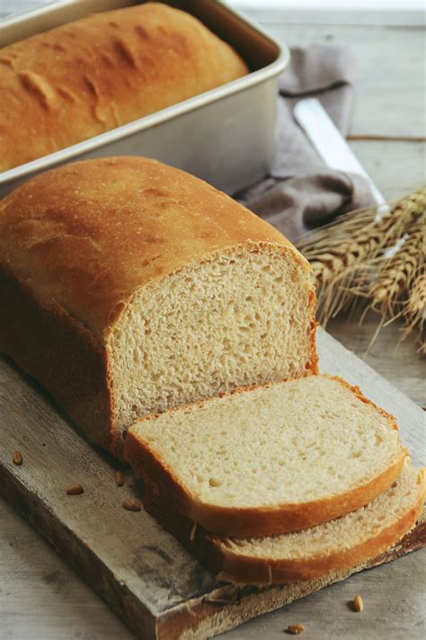 How many sugar are in wheat sandwich bread - calories, carbs, nutrition