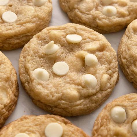 How many sugar are in white chocolate chunk cookies - calories, carbs, nutrition