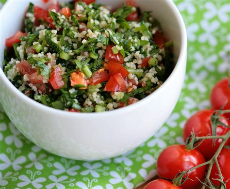 How many sugar are in whole+sum - tabbouleh salad - calories, carbs, nutrition