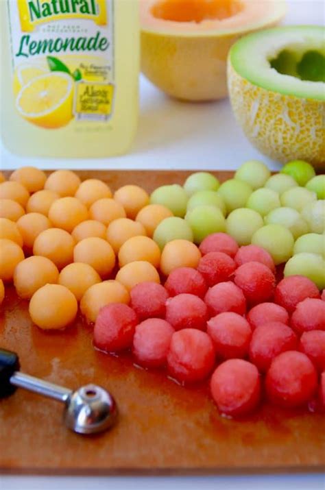 How many sugar are in whole+sum melon balls - calories, carbs, nutrition