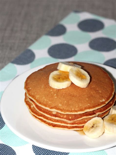 How many sugar are in whole wheat banana pancakes - calories, carbs, nutrition