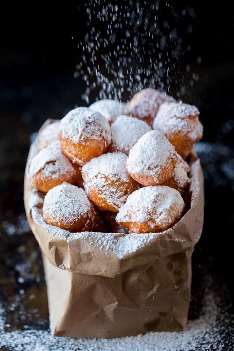 How many sugar are in zeppoli - calories, carbs, nutrition