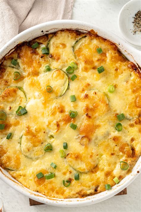 How many sugar are in zucchini cheese casserole - calories, carbs, nutrition