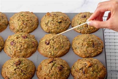 How many sugar are in zucchini muffins (kids) - calories, carbs, nutrition