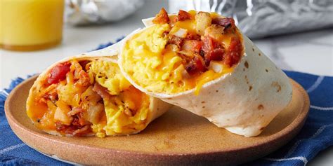 How much fat is in 155 breakfast burrito with bacon - calories, carbs, nutrition