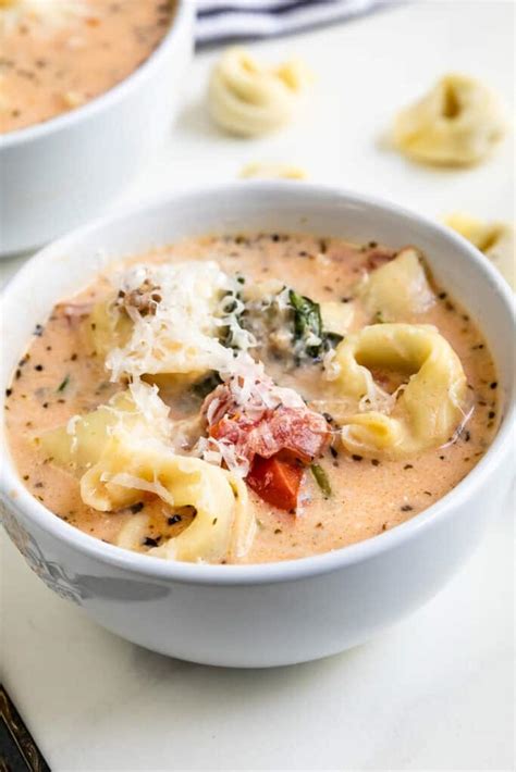 How much fat is in 5 cheese mini tortellini soup - calories, carbs, nutrition