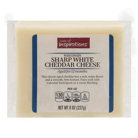How much fat is in aged sharp white cheddar - calories, carbs, nutrition