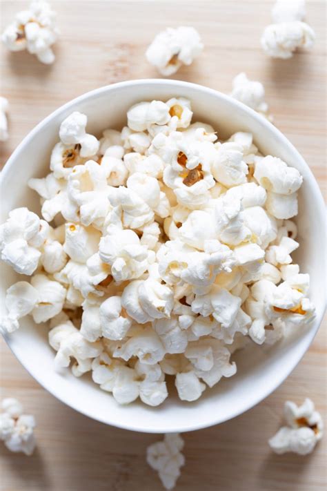 How much fat is in air popped popcorn - calories, carbs, nutrition