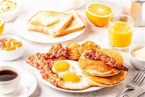 How much fat is in all american breakfast - calories, carbs, nutrition