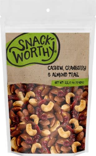 How much fat is in almond trail mix - calories, carbs, nutrition