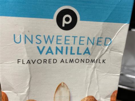 How much fat is in almondmilk - unsweetened vanilla - calories, carbs, nutrition