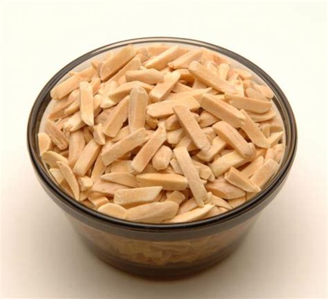 How much fat is in almonds slivered toasted honey 1/2 cup - calories, carbs, nutrition