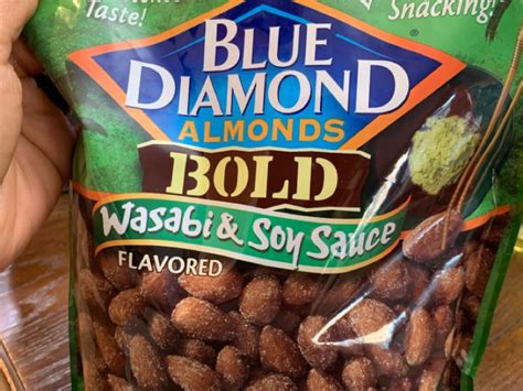 How much fat is in almonds wasabi and soy sauce - calories, carbs, nutrition