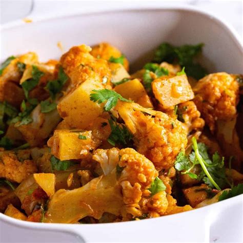 How much fat is in aloo gobi - calories, carbs, nutrition