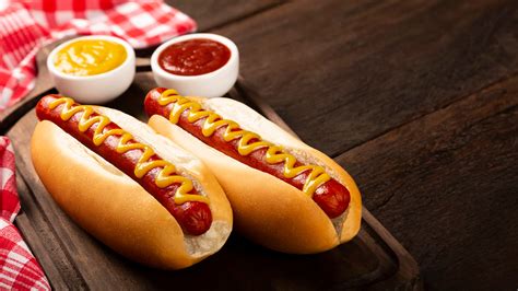 How much fat is in american urban hot dog - calories, carbs, nutrition