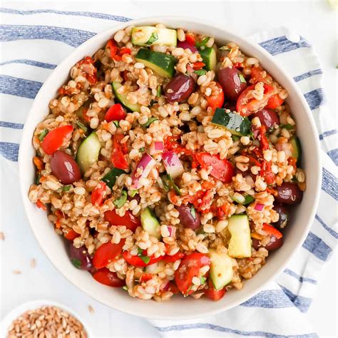 How much fat is in ancient grains salad - calories, carbs, nutrition