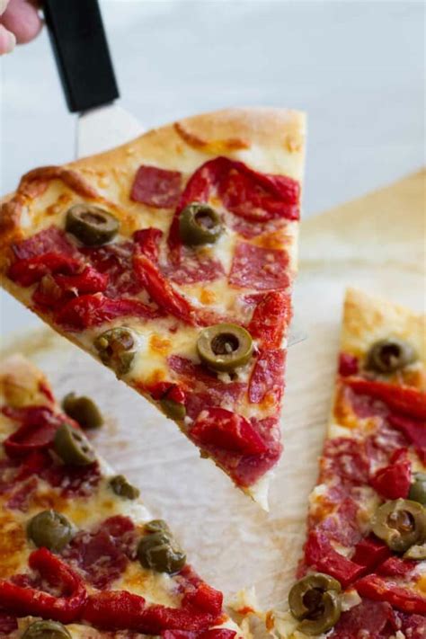 How much fat is in antipasto pizza - slice - calories, carbs, nutrition