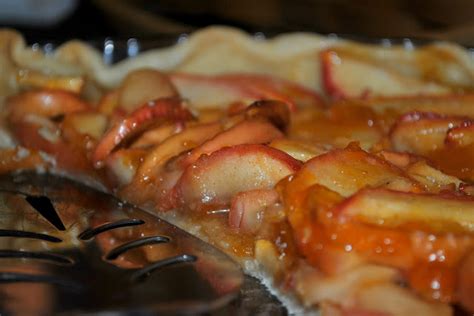 How much fat is in apple brandy glaze-occ - calories, carbs, nutrition