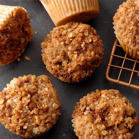 How much fat is in apple caramel muffin - calories, carbs, nutrition