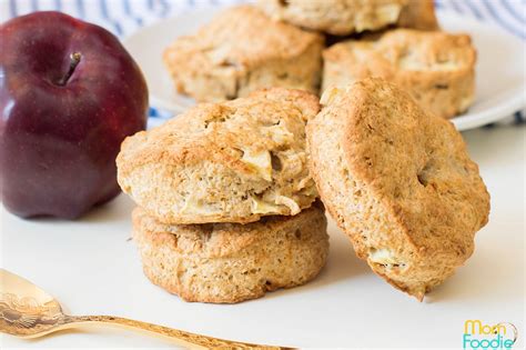 How much fat is in apple cinnamon scone - calories, carbs, nutrition