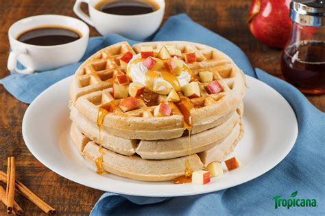 How much fat is in apple cinnamon waffles - calories, carbs, nutrition