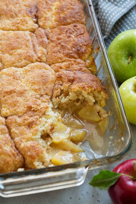How much fat is in apple cobbler - calories, carbs, nutrition