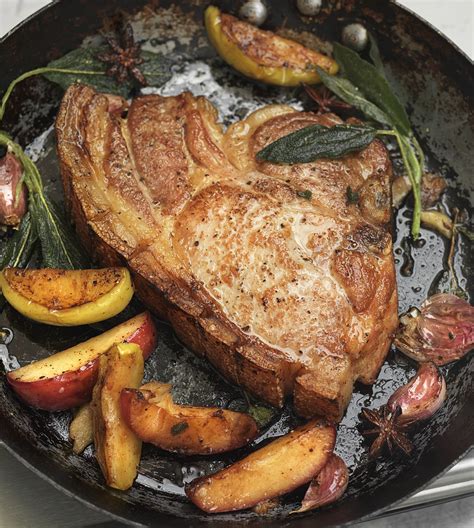 How much fat is in apple ginger pork chop - calories, carbs, nutrition
