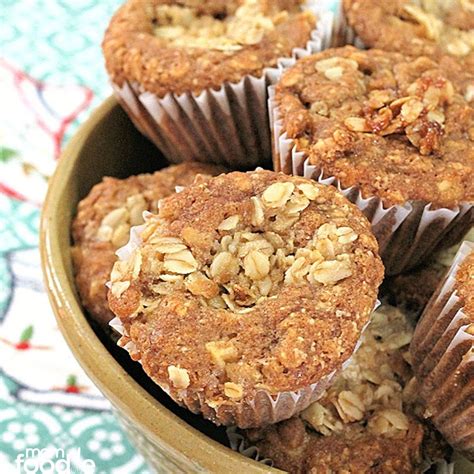 How much fat is in apple oatmeal muffins - calories, carbs, nutrition
